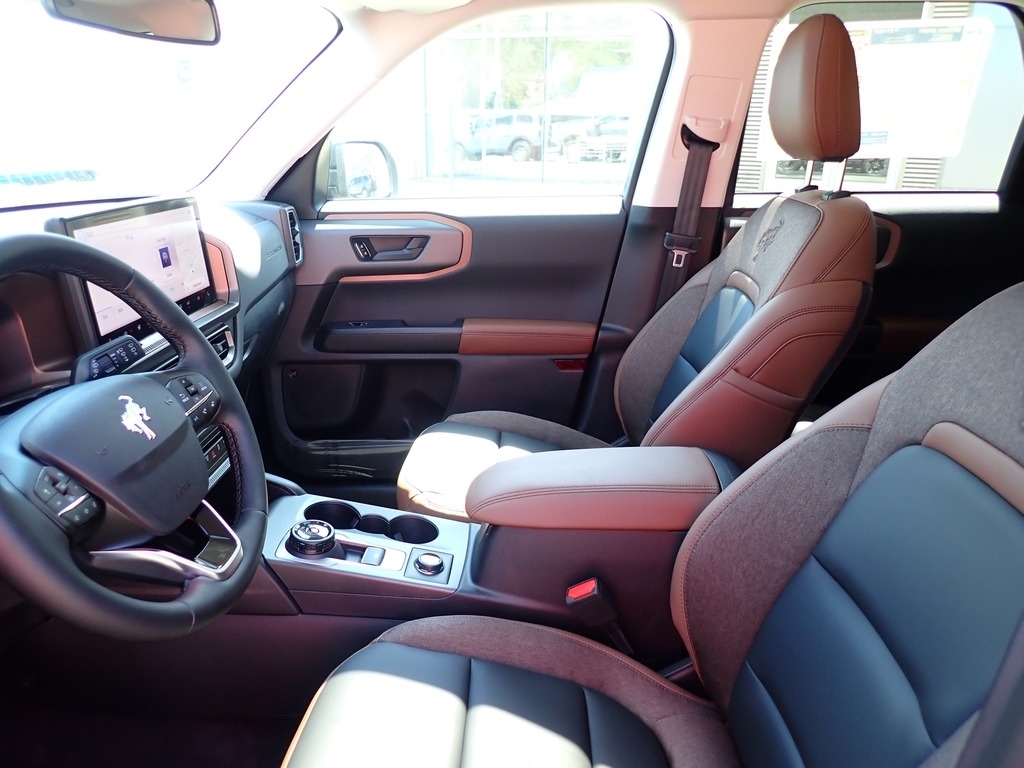 2026 Ford Bronco Sport Outer Banks CARBON GRY at Star Lake Ford