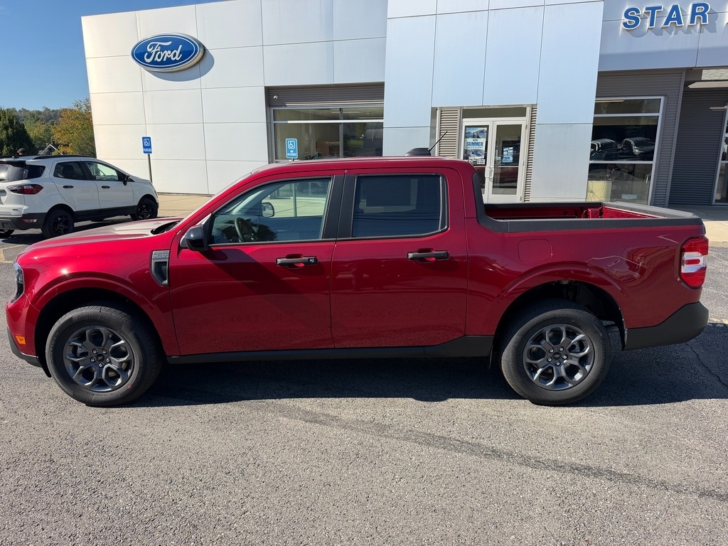 2026 Ford Maverick photo 2 of 20