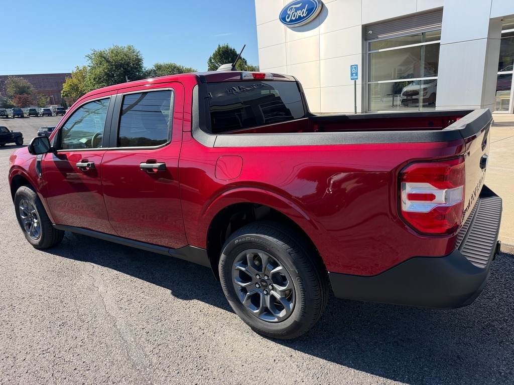2026 Ford Maverick photo 3 of 20