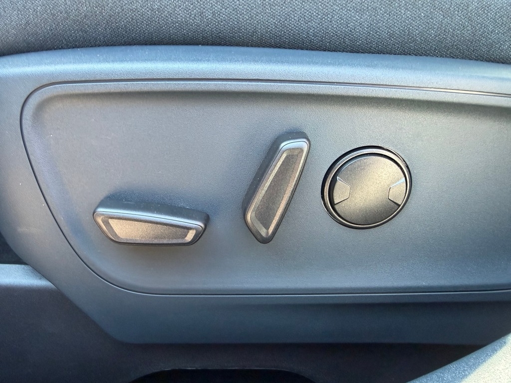 2026 Ford Maverick photo 17 of 20