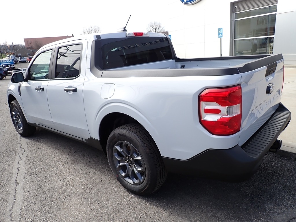 2026 Ford Maverick XLT WHITE at Star Lake Ford