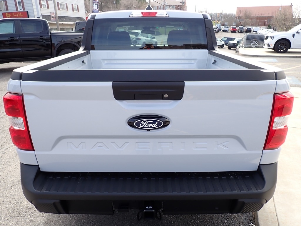 2026 Ford Maverick XLT WHITE at Star Lake Ford