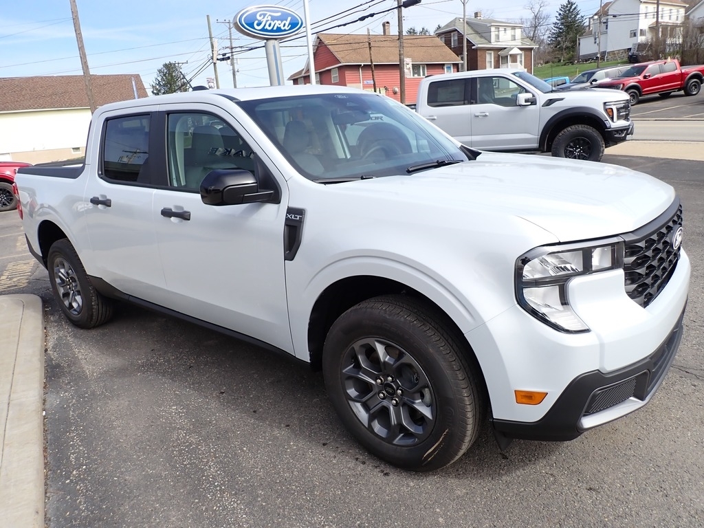 2026 Ford Maverick XLT WHITE at Star Lake Ford