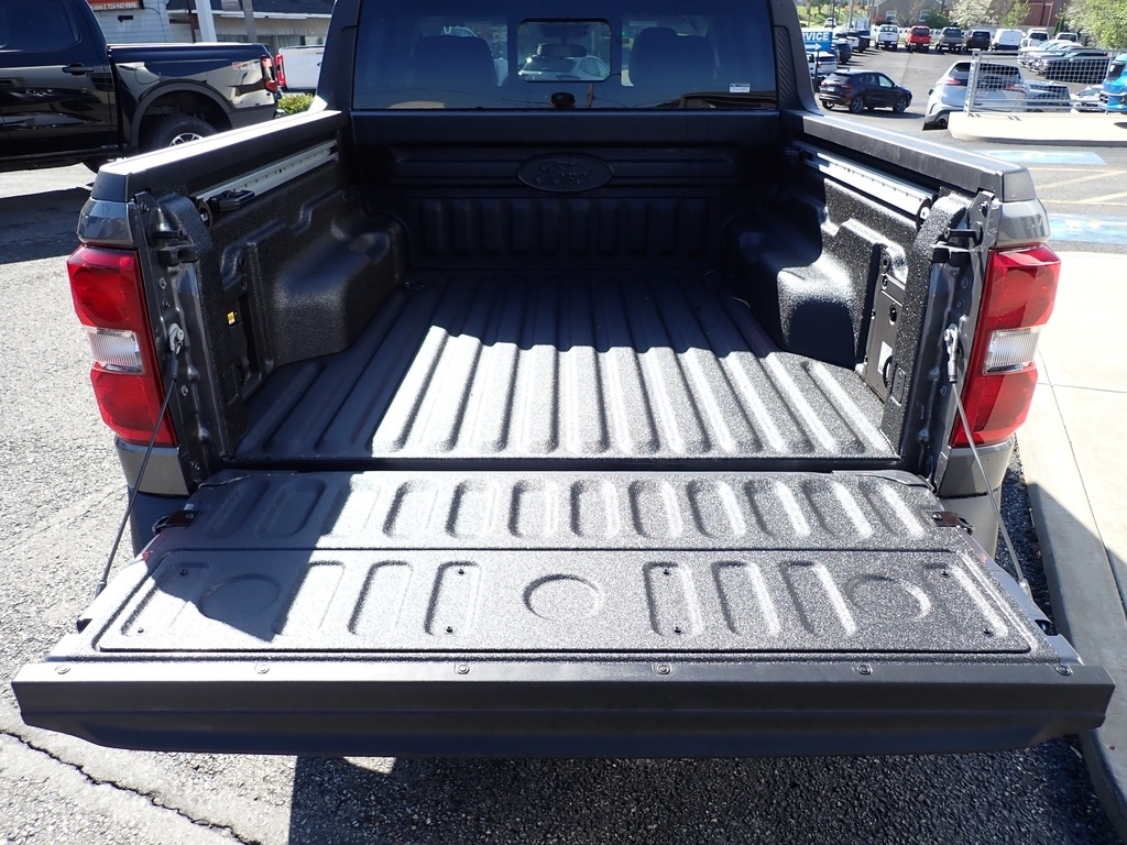 2026 Ford Maverick Lariat CARBON GRY at Star Lake Ford