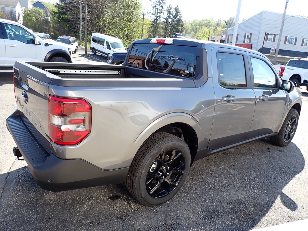 2026 Ford Maverick Lariat CARBON GRY at Star Lake Ford