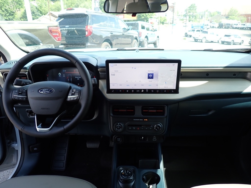 2026 Ford Maverick Lariat WHITE at Star Lake Ford