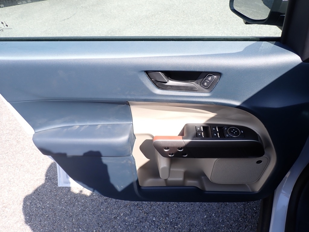 2026 Ford Maverick Lariat WHITE at Star Lake Ford