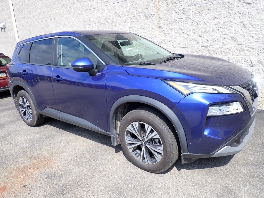 2022 Nissan Rogue SV  at Braxton Motor Co