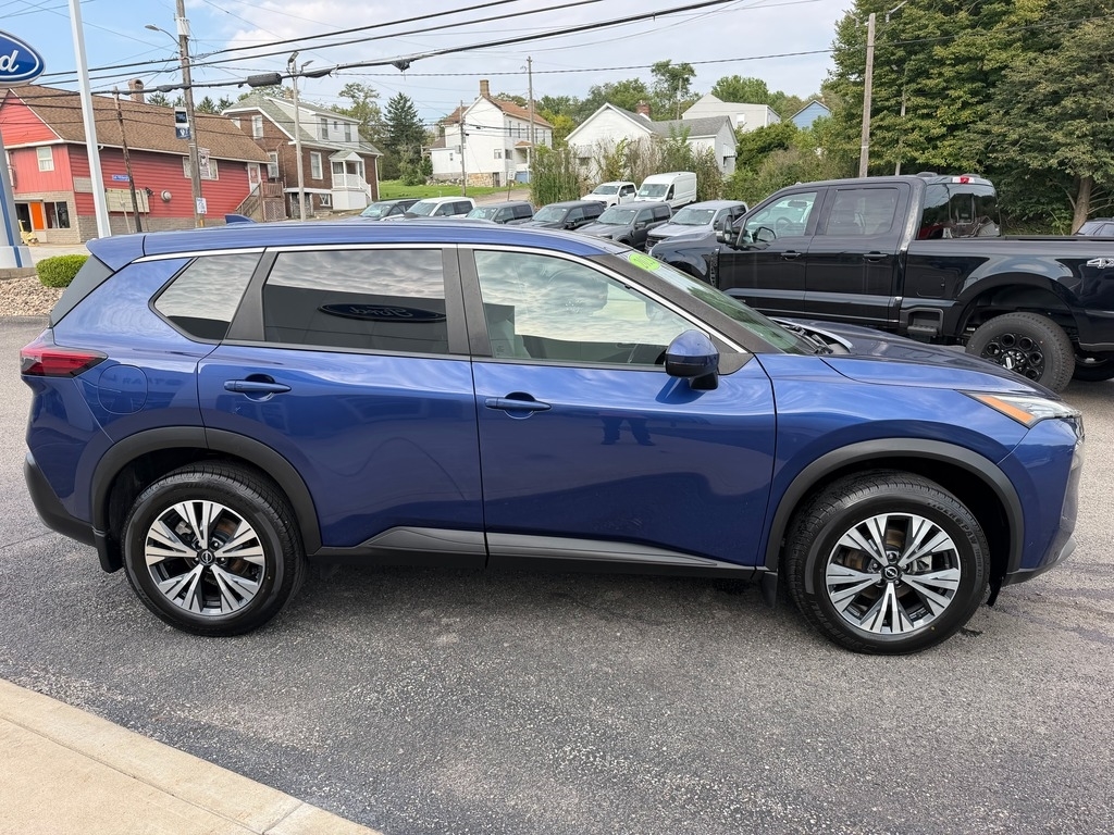 2022 Nissan Rogue SV  at Braxton Motor Co