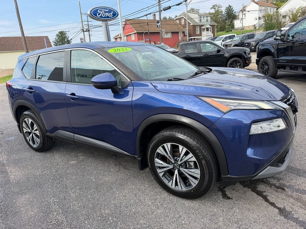 2022 Nissan Rogue SV  at Braxton Motor Co