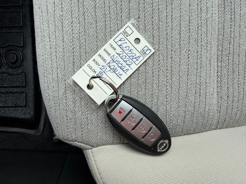 2022 Nissan Rogue SV  at Braxton Motor Co
