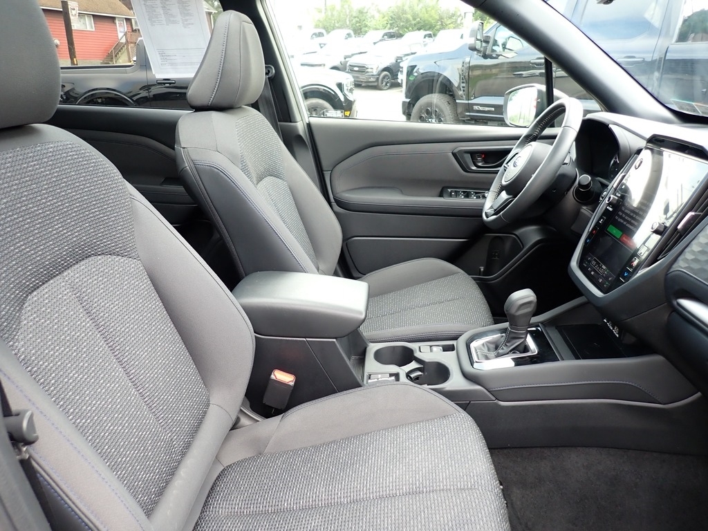 2025 Subaru Forester Premium - 8