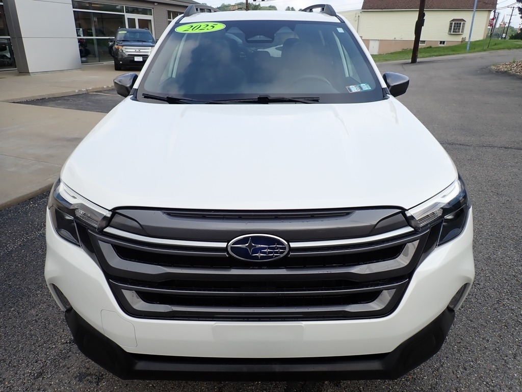 2025 Subaru Forester Premium - 10