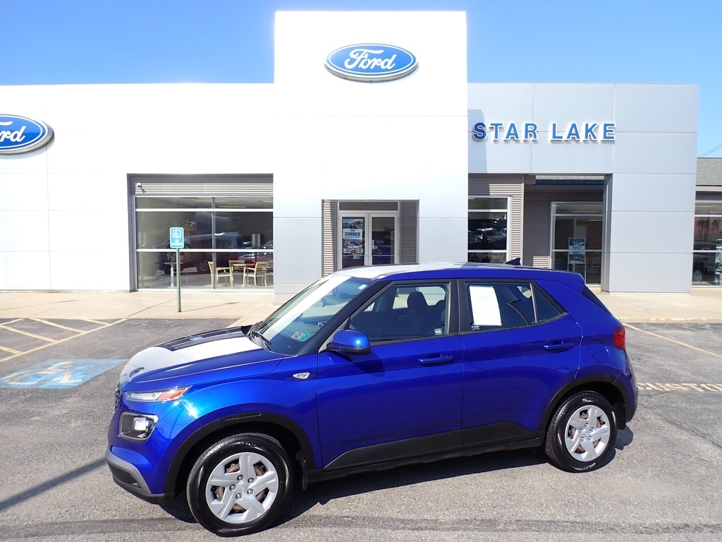 2020 Hyundai VENUE SE Intense Blue at Solomon Chevrolet