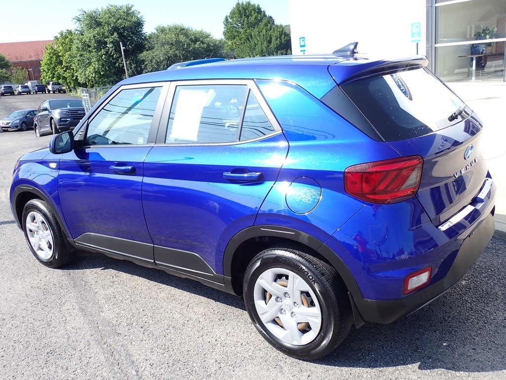 2020 Hyundai VENUE SE Intense Blue at Solomon Chevrolet