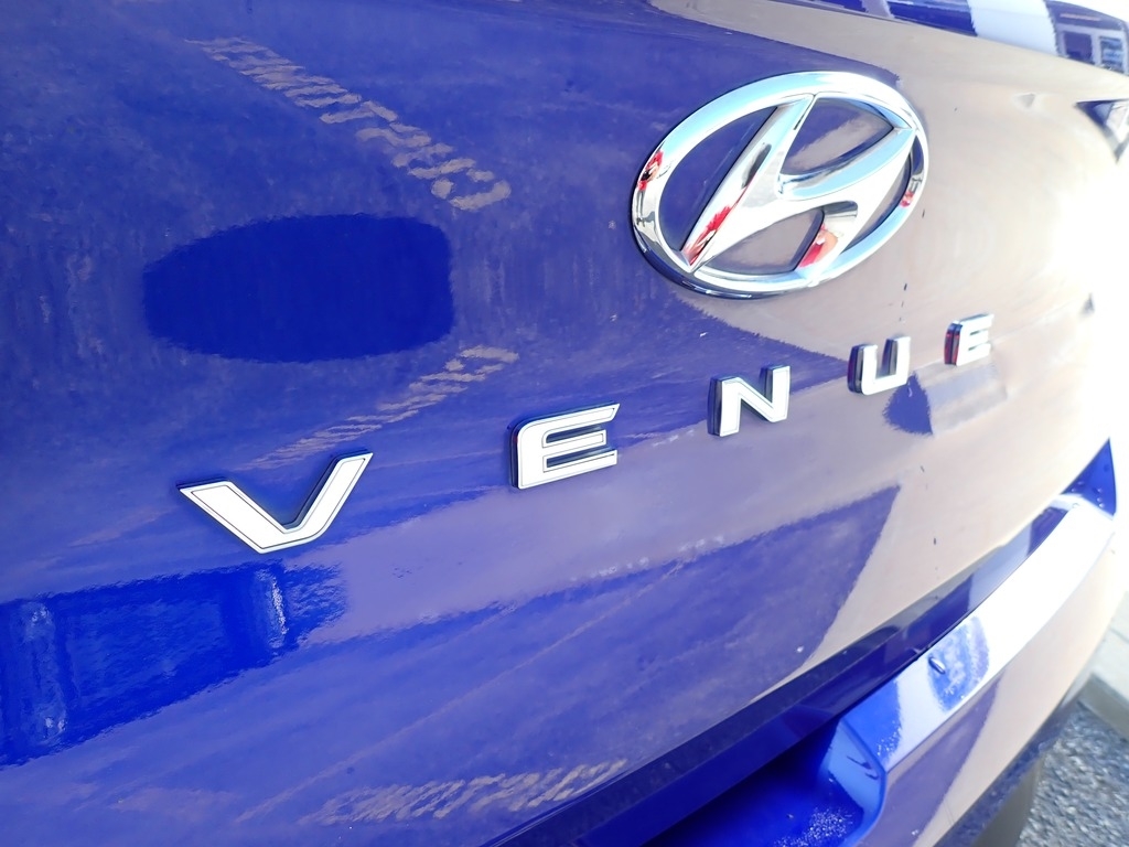 2020 Hyundai VENUE SE Intense Blue at Solomon Chevrolet