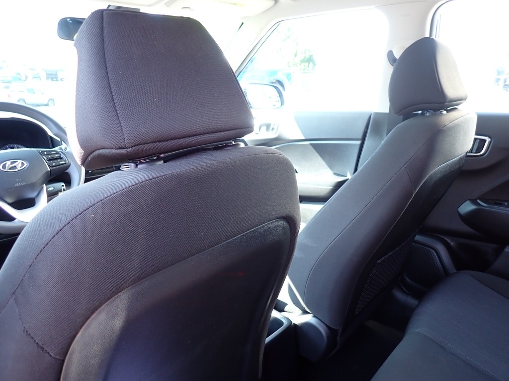 2020 Hyundai VENUE SE Intense Blue at Solomon Chevrolet
