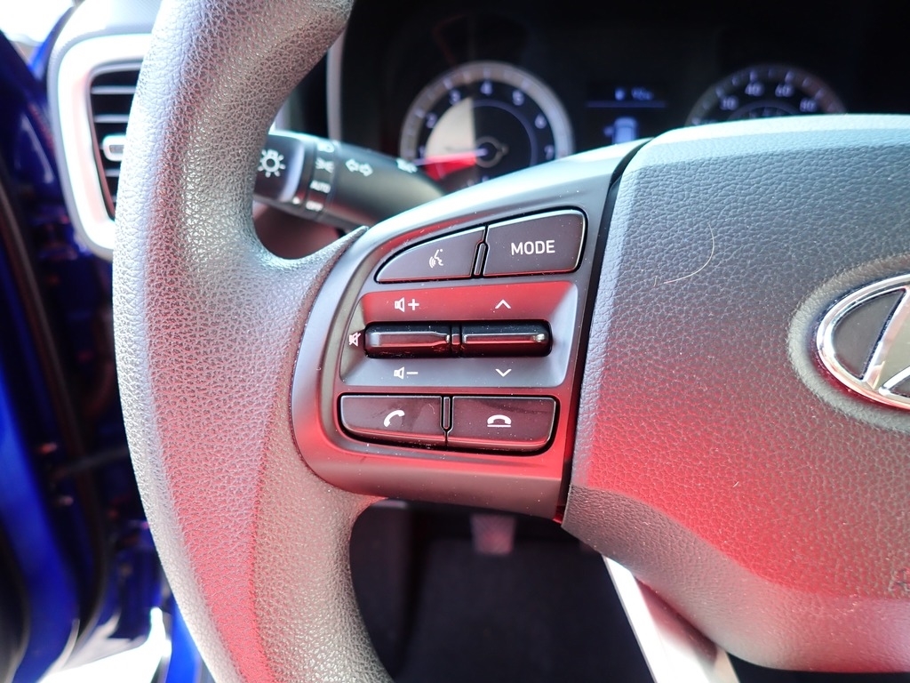 2020 Hyundai VENUE SE Intense Blue at Solomon Chevrolet
