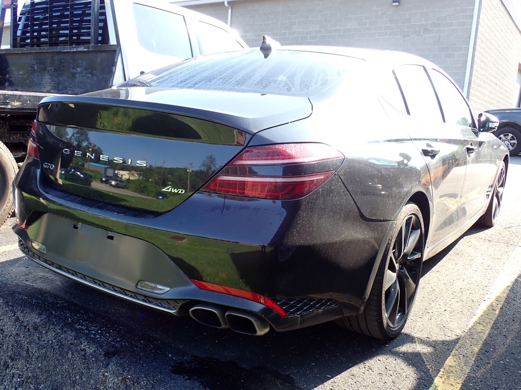 2023 Genesis G70 2.0T - 2