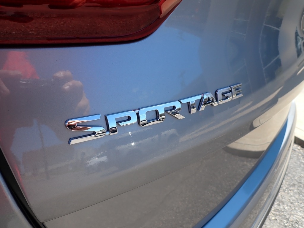 2020 Kia Sportage LX - 3