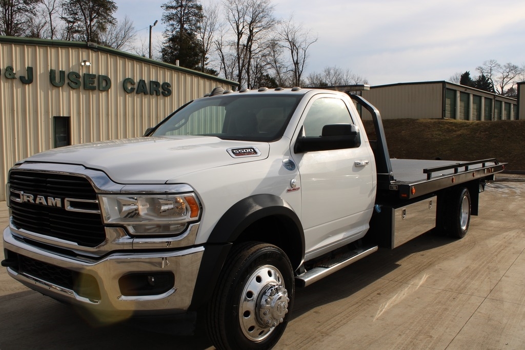 2019 RAM Ram 5500 Chassis Cab SLT
