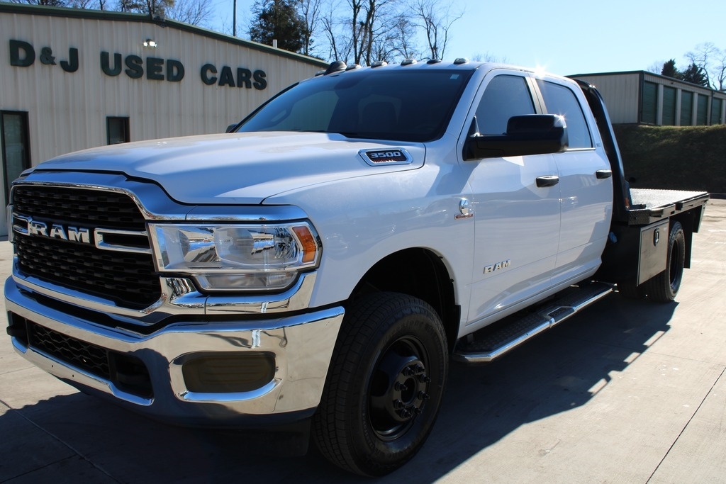 2022 RAM Ram 3500 Chassis Cab SLT's photo