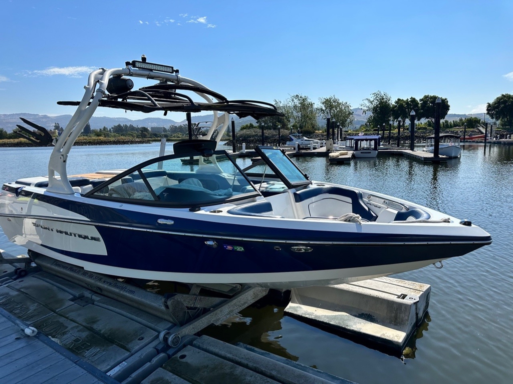 105000円 SPORT NAUTIQUE ウェイク船 トレーラー付き - 小型