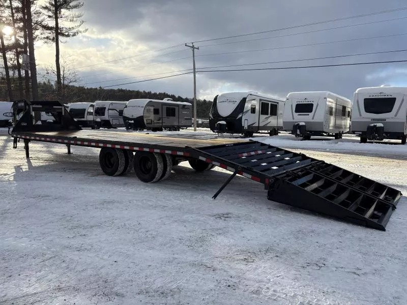 Trailer Photo 8