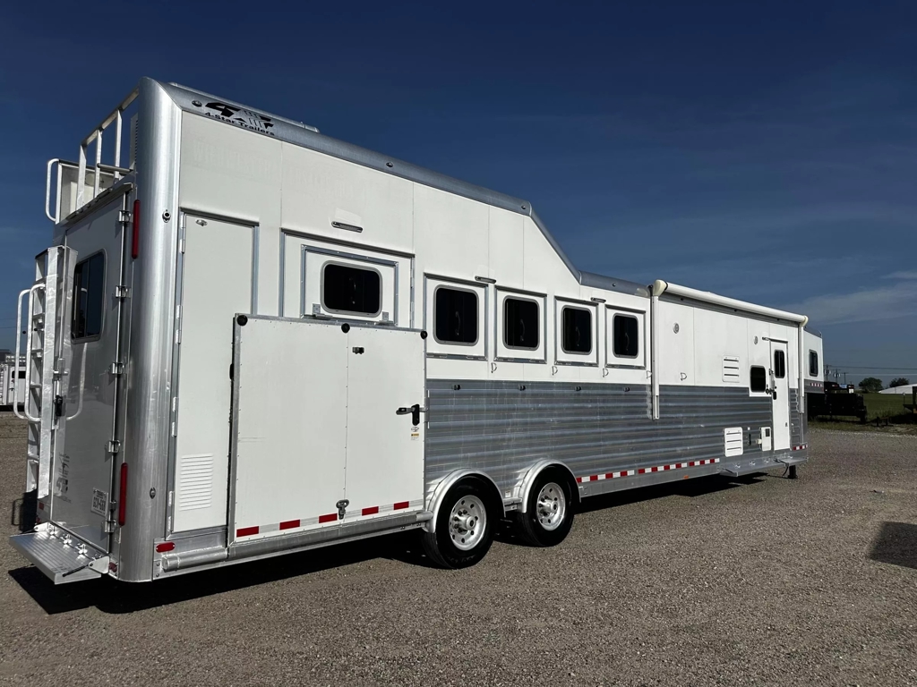 Trailer Photo 5