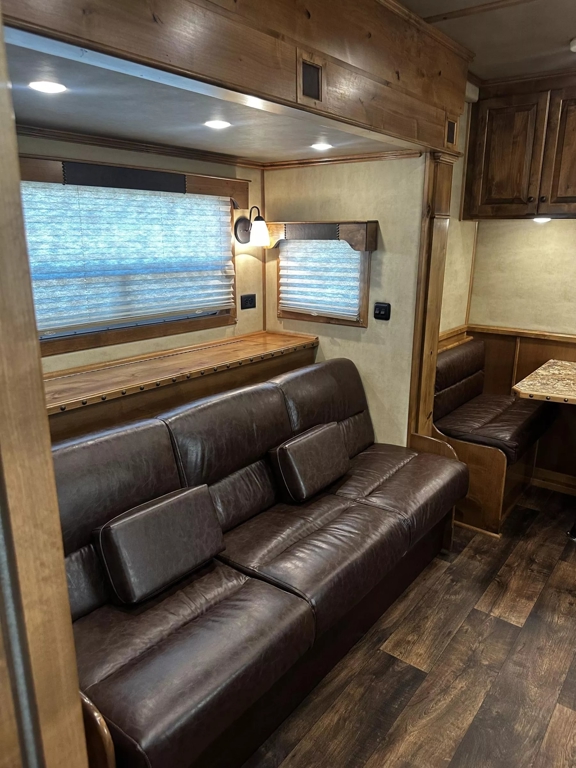 Trailer Photo 27