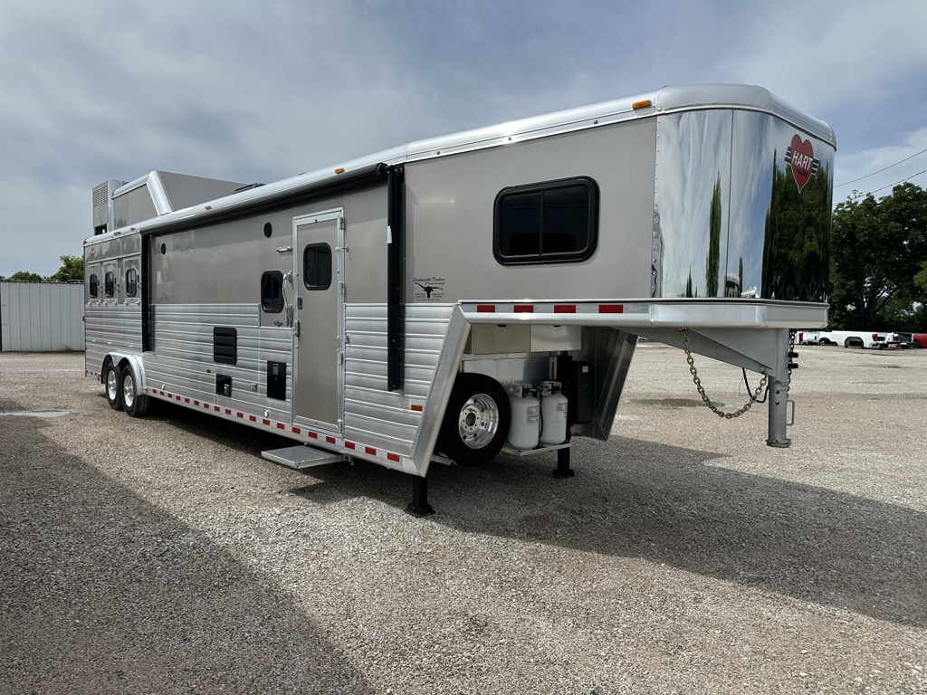 Trailer Photo 2