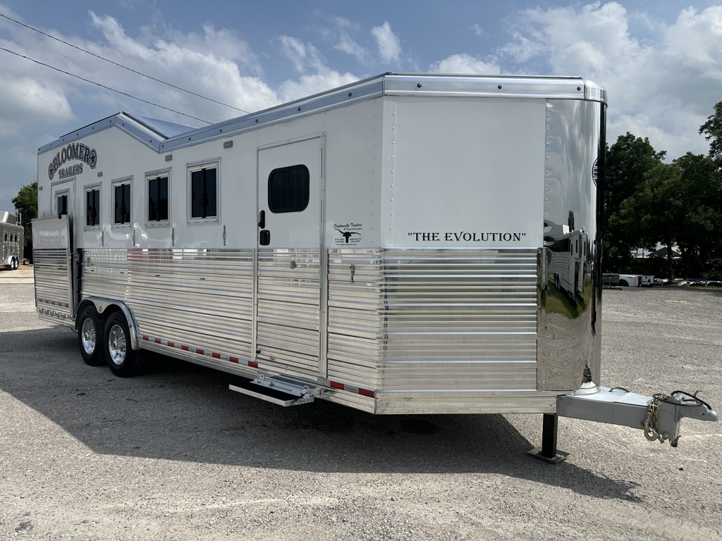 Trailer Photo 5