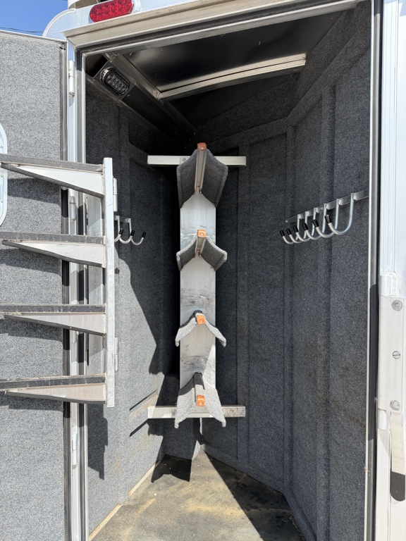 Trailer Photo 7