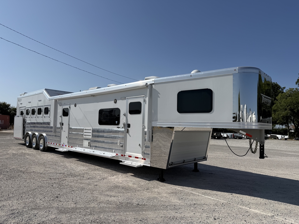 Trailer Photo 9