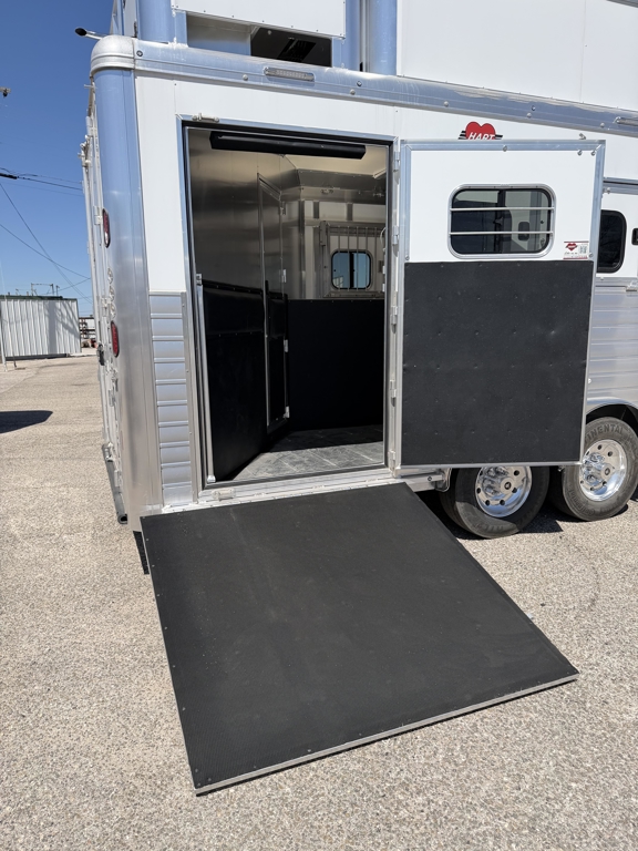 Trailer Photo 7