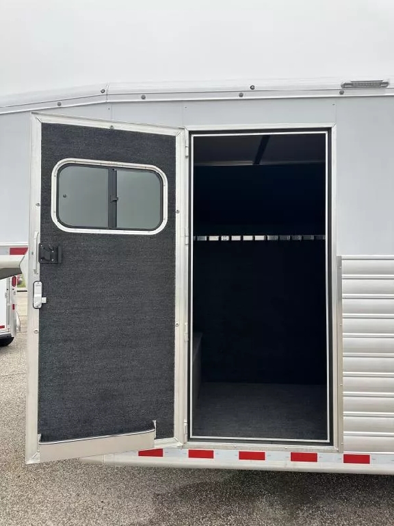 Trailer Photo 2