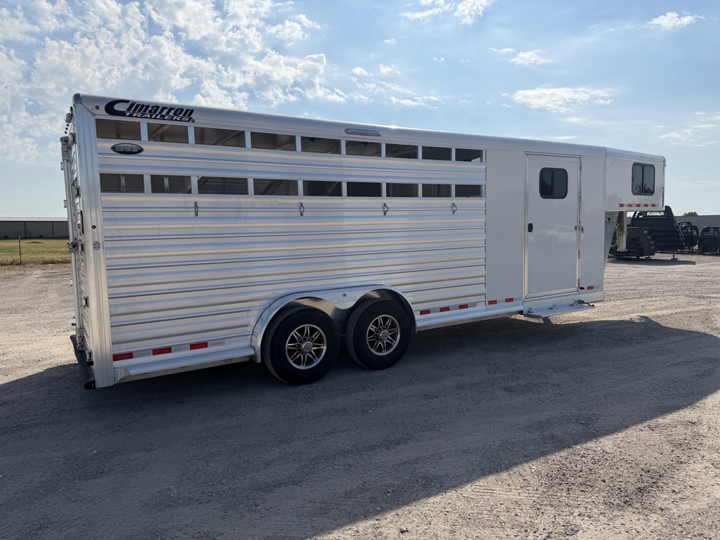 Trailer Photo 12