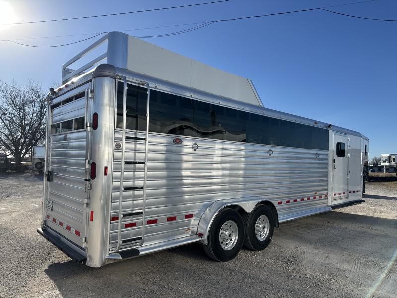 Trailer Photo 5
