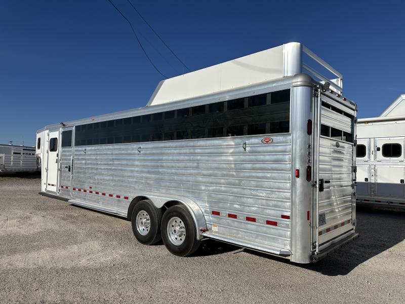 Trailer Photo 14