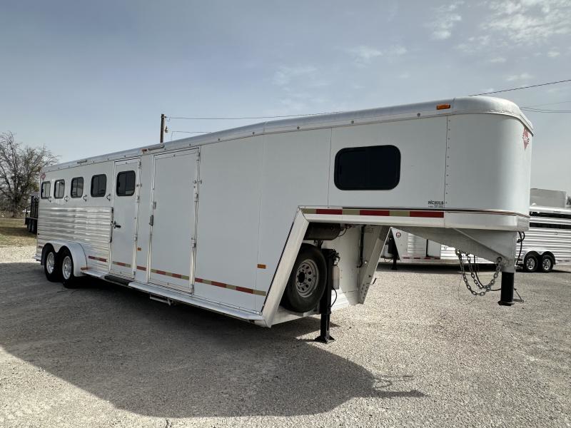 Trailer Photo 3
