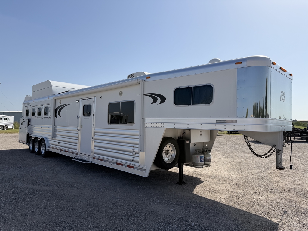 Trailer Photo 11