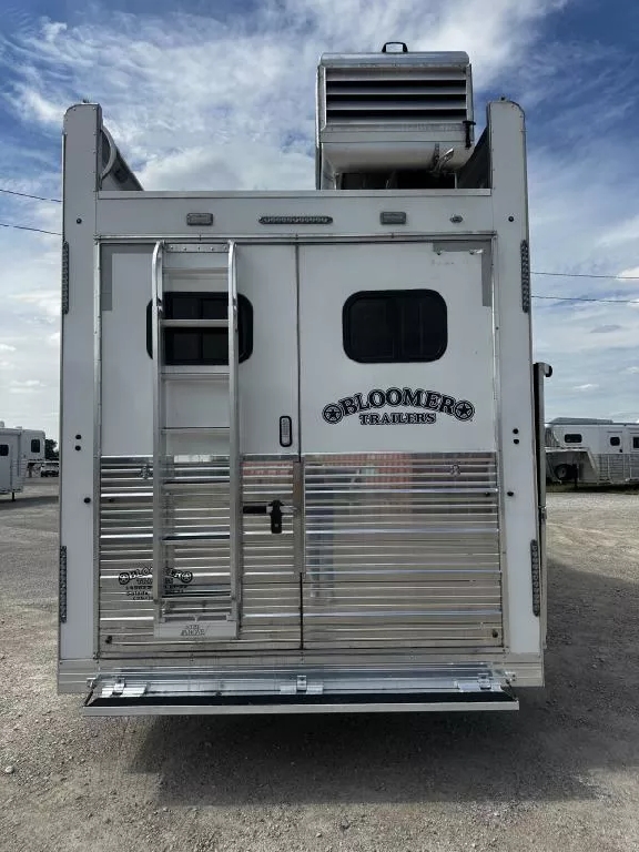 Trailer Photo 6