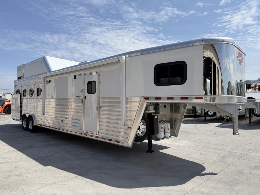 Trailer Photo 12