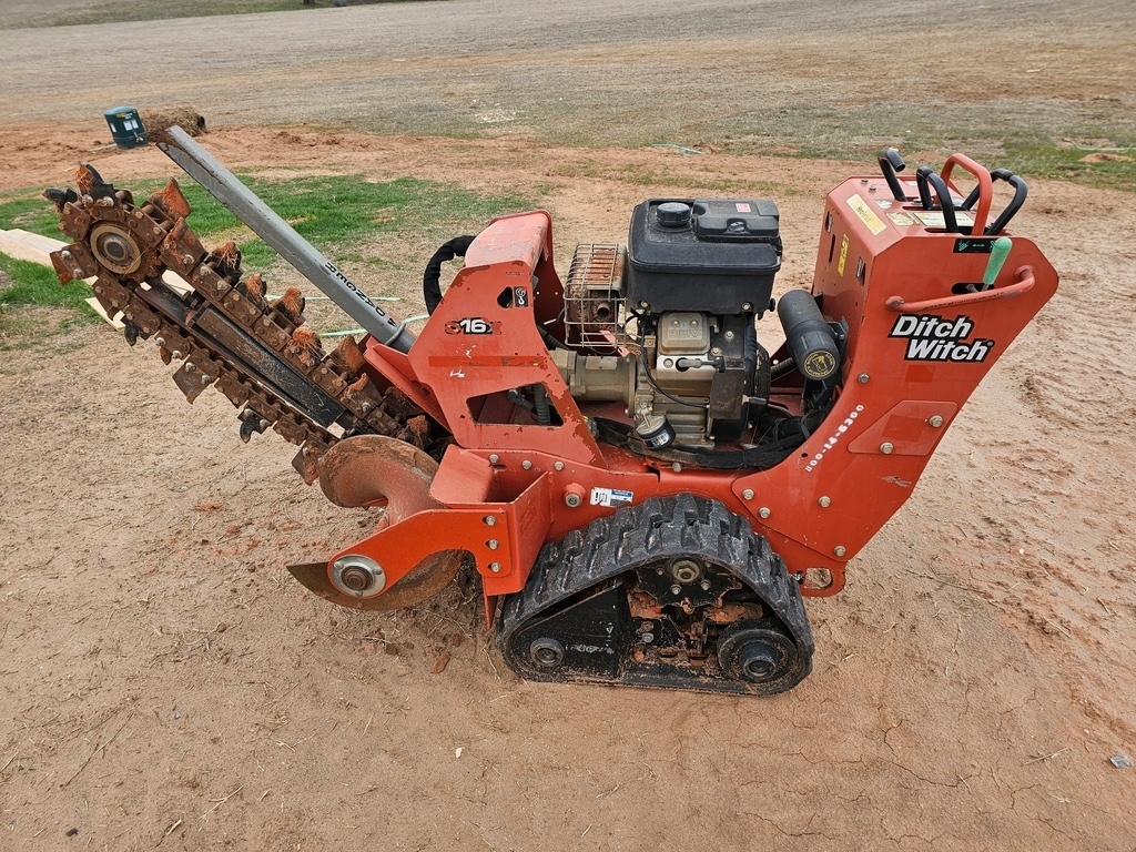 2017 Ditch Witch C16X Tracked Trencher Walk Behind
