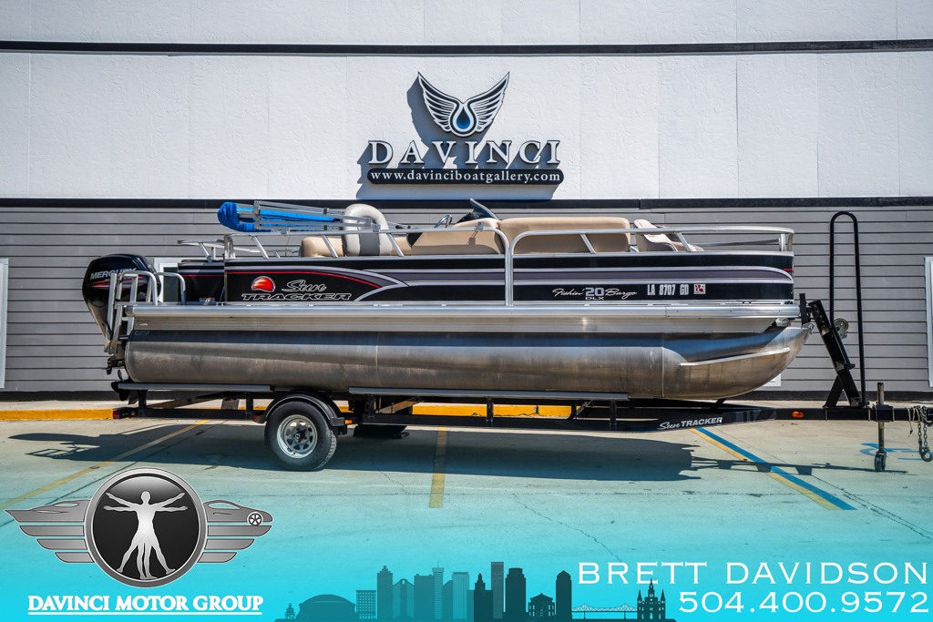 2015 Sun Tracker PARTY BARGE 20 DLX
