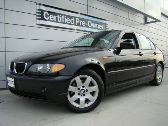 2005 BMW 3-Series 325 Sedan
