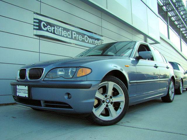 2004 BMW 3-Series 325 Sedan