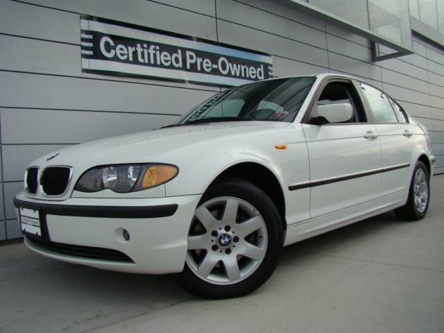 2005 BMW 3-Series 325 Sedan