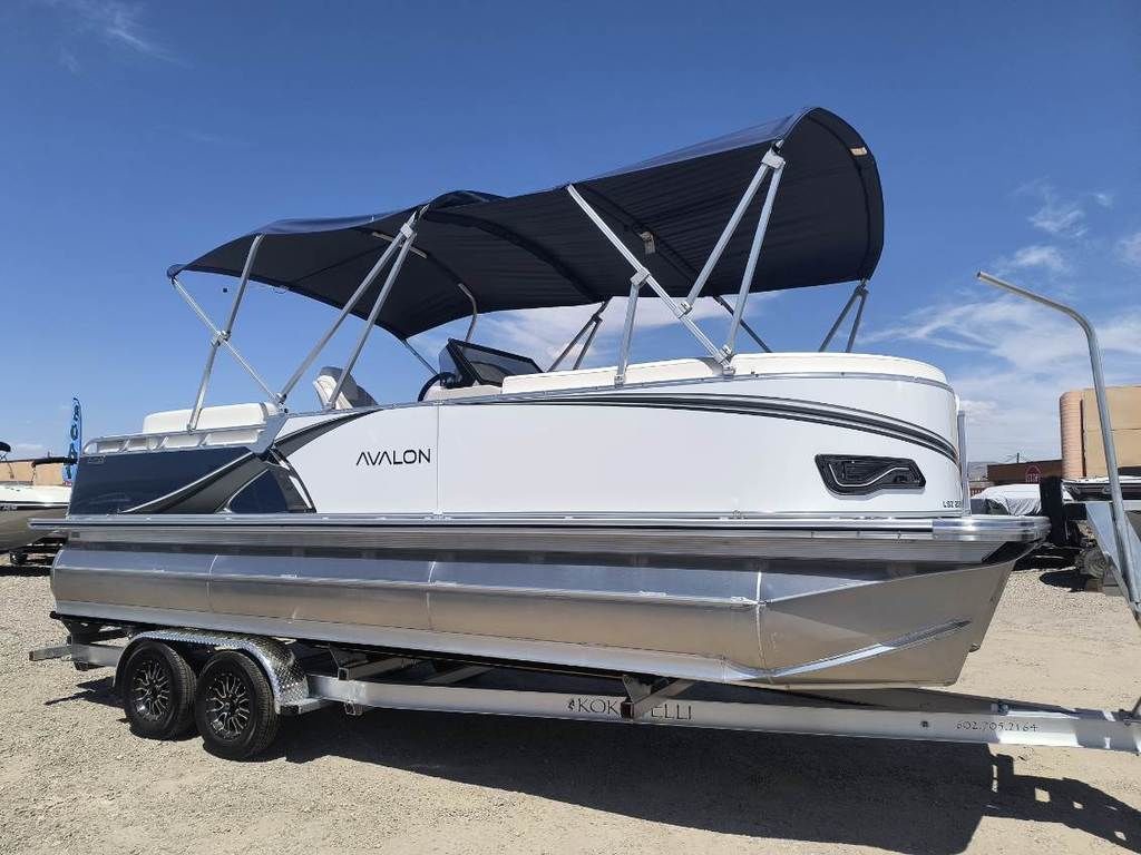 New 2026 Avalon LSZ Elite Windshield 23 FT, 86403 Lake Havasu City