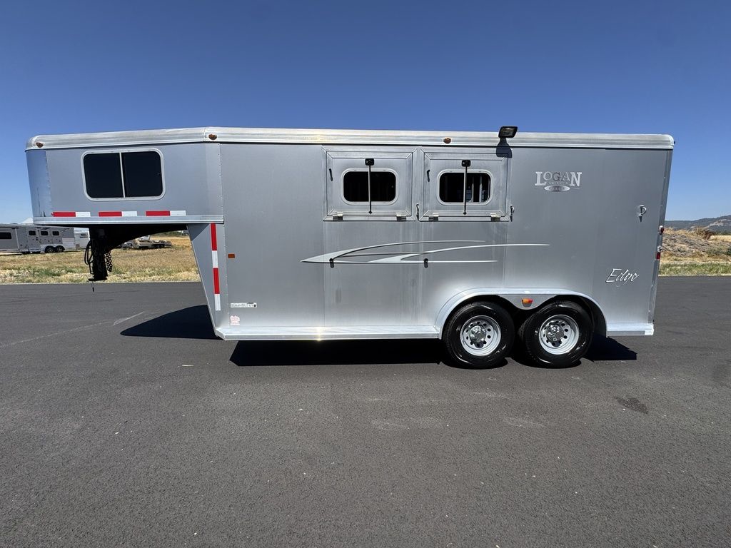 2014 Logan Coach Edge 2-Horse Gooseneck | Horse Trailer World